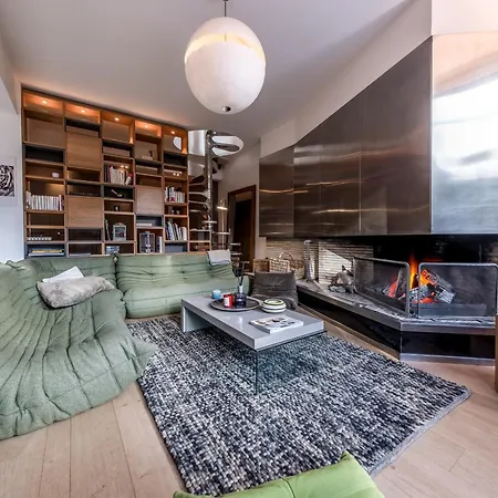 Luxueux Duplex 4 Avec Balcons Et Cheminee A Apartment Courchevel