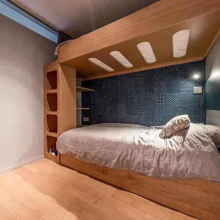 Luxueux Duplex 4 Avec Balcons Et Cheminee A Apartment *