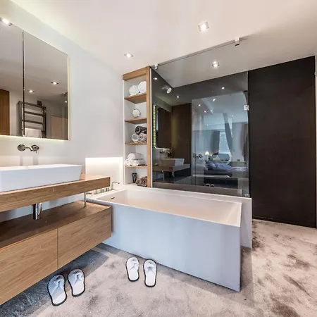 Luxueux Duplex 4 Avec Balcons Et Cheminee A - Fr-1-613a-46 아파트 쿠쉐벨