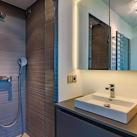 Luxueux Duplex 4 Avec Balcons Et Cheminee A - Fr-1-613a-46 쿠쉐벨